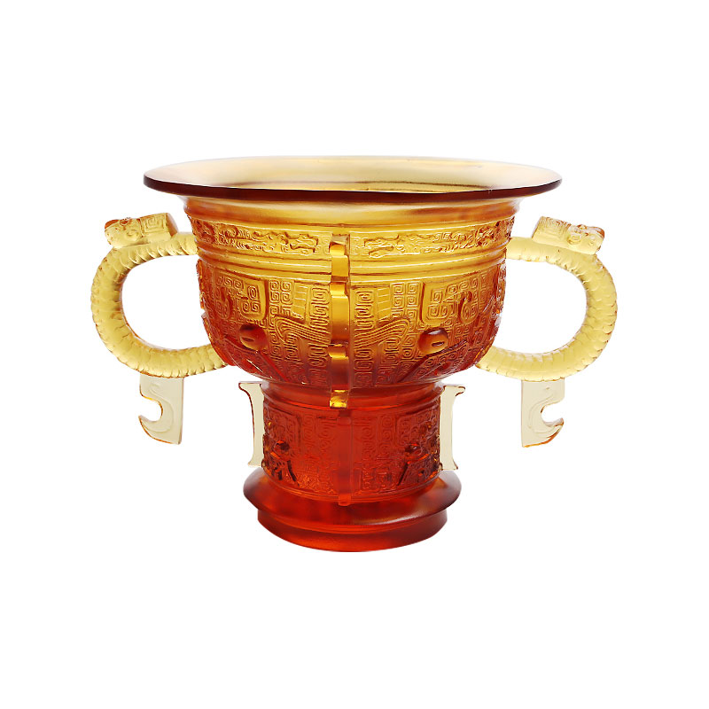 Китайский штатив с ручкой из ушей дракона и узором из шипов.