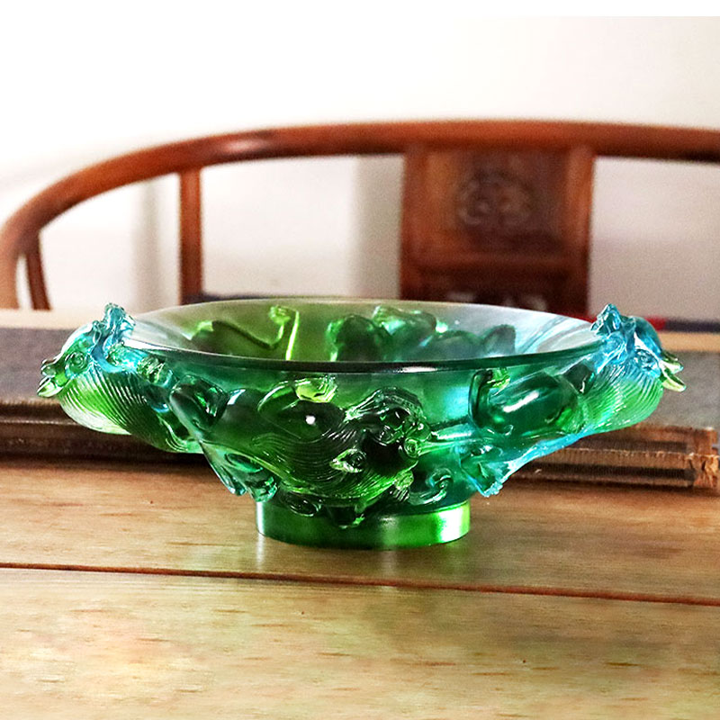 Прозрачная фруктовая тарелка из зеленого стекла