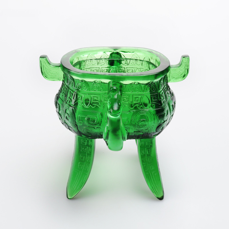 Изумрудно-зеленый штатив из хрустального стекла с ручками в форме ушек.