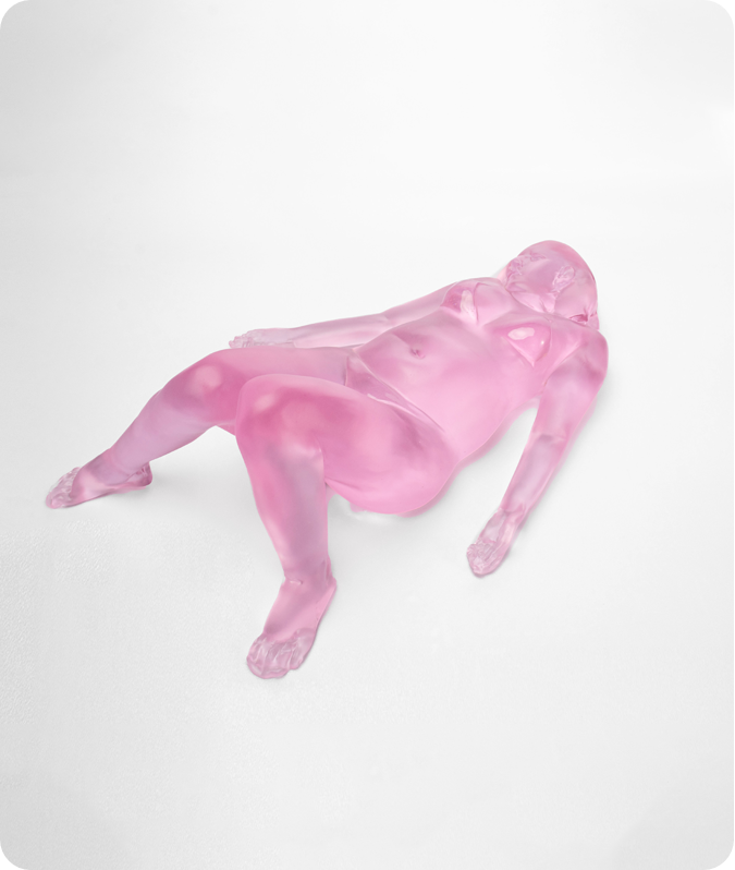 лежать ровно