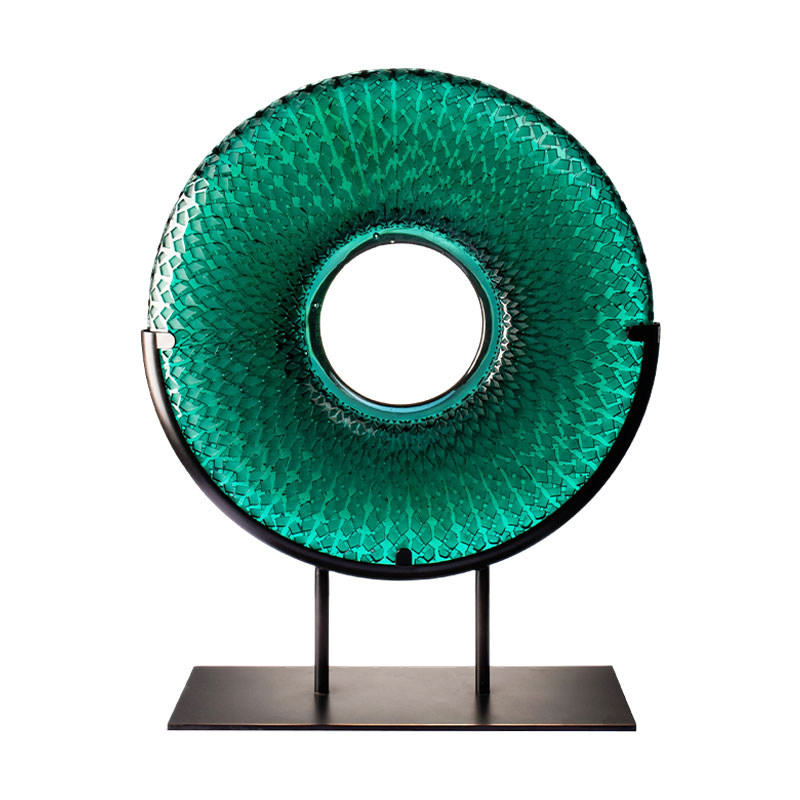 Круглые диски из листьев бамбука